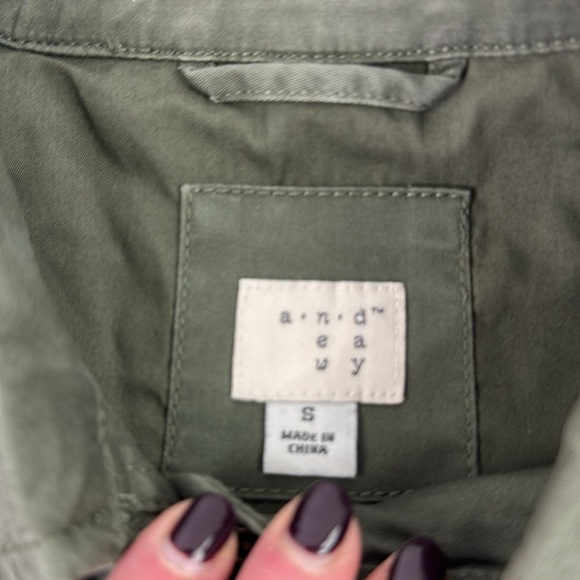 A New Day Green Tactical Utility Vest - Picture 2 of 10